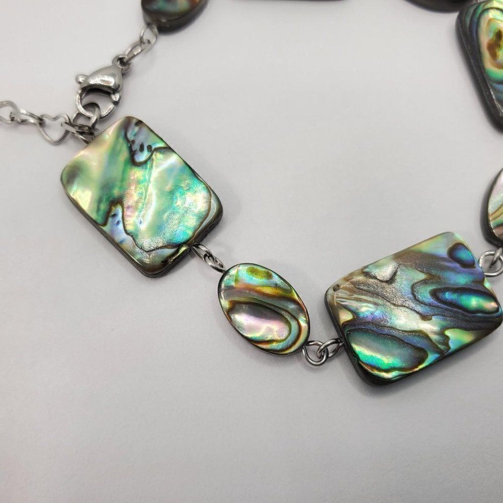 Hand Crafted Natural Shell Jewelry Set - Picture 6 of 15